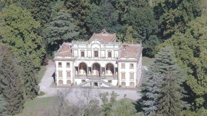 Villa Mansi è di nuovo in vendita
