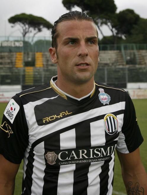Viareggio, guai fisici per Romeo