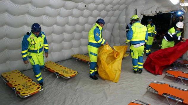 Controlli anti-sismici degli edifici a passo di lumaca nel circondario
