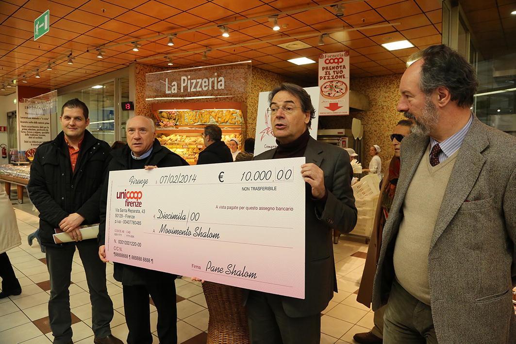 Diecimila euro donati al movimento Shalom 