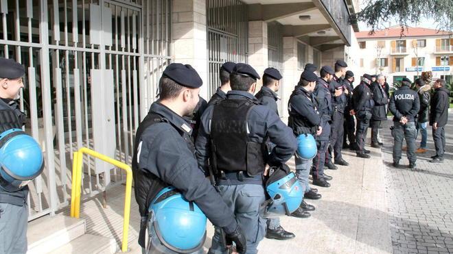 Case occupate, stop sgomberi Soluzioni per ciascun nucleo