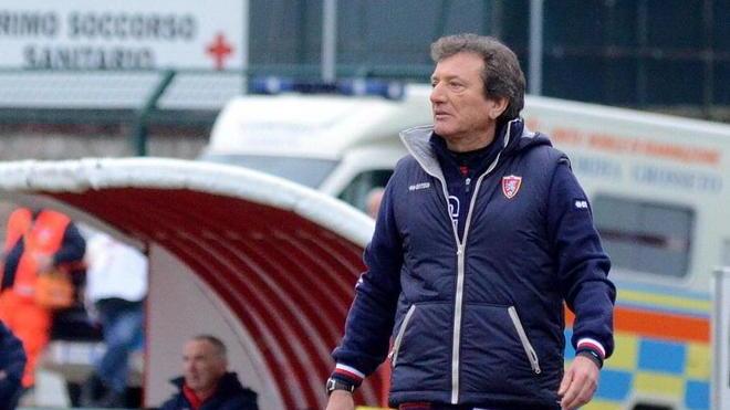 Acori copre le carte in vista di Ascoli