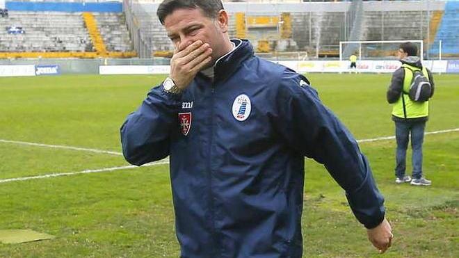 Cozza meglio di Pagliari nel mese del mercato