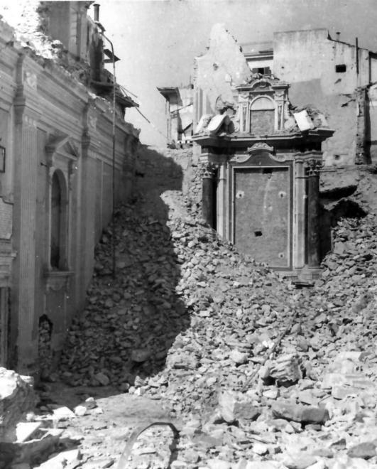 Ore 11, bombe sulla città Si rievoca “Massa ferita”