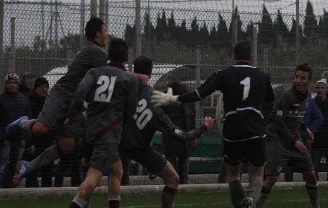 In 10 e sotto di un gol la Primavera fa il miracolo 
