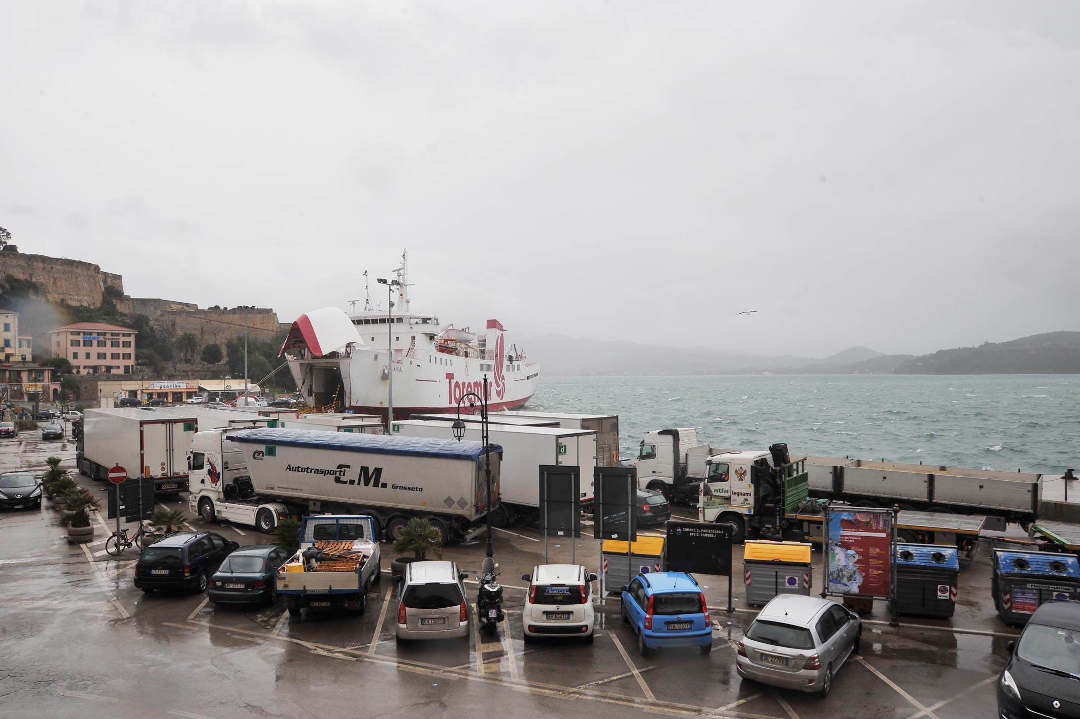 Maltempo, all'Elba scuole chiuse anche il martedì 