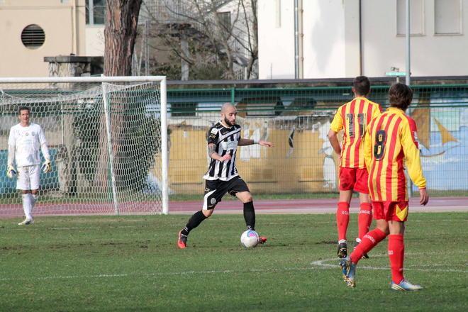 Il Viareggio sconfitto anche a Gubbio: addio alla zona playoff 