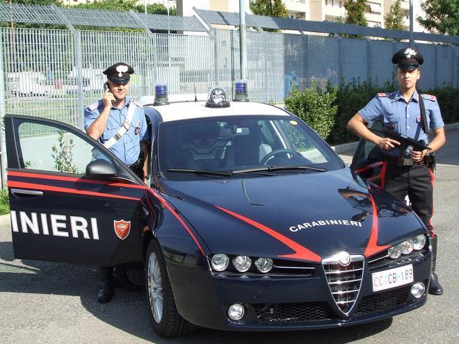 Tenta di uccidersi respirando fumo nella baracca dell’amico 