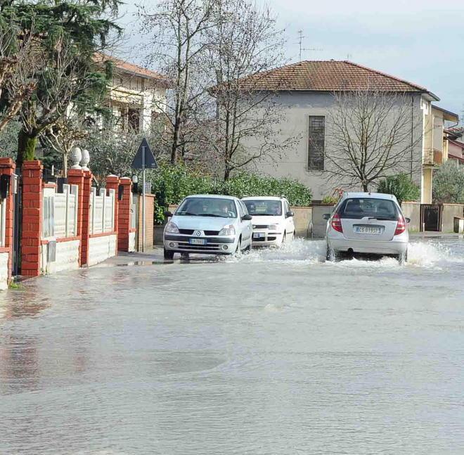 Tre volte in un mese con l’acqua in casa 