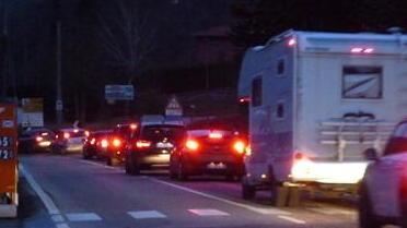 Traffico paralizzato da 2 semafori
