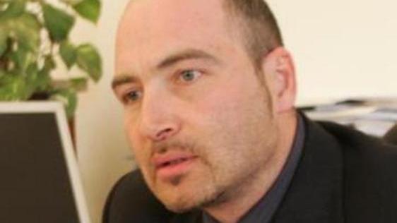«Non ci volete». E Bizzarri insorge