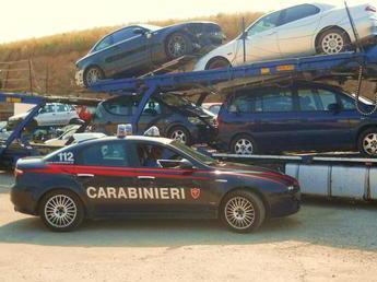 Disoccupato ma con 37 auto di proprietà 