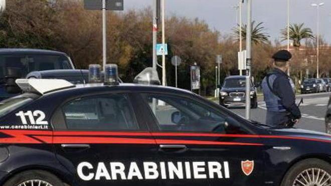Rapina in casa sul viale Italia: "Minacciato con la pistola e legato"