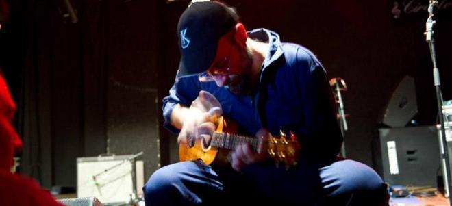 Il ritorno di Violetta con l’ukulele di Jontom 