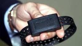 Evade il primo detenuto a cui era stato messo il braccialetto elettronico