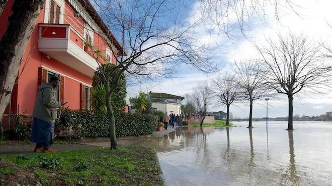 Non c’è pace per il Ristoro sull’Arno, ancora sott’acqua
