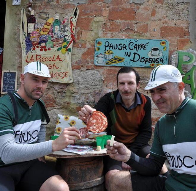 Due ruote in festa con la Ciclostorica degli Etruschi 