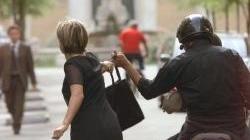 Cinque scippi nel giro di tre ore: tutti gli aggrediti sono cinesi - Mappa