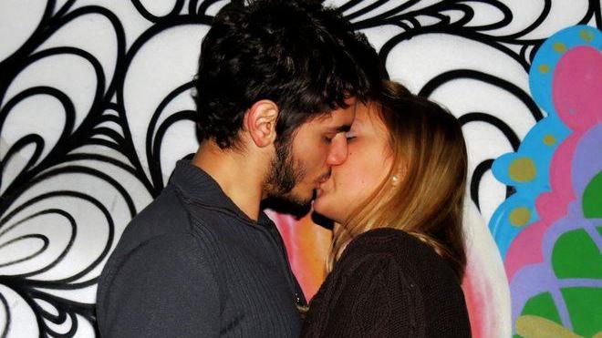 Gli auguri con un bacio