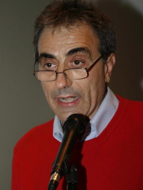 Il Pd versiliese contro le privatizzazioni 