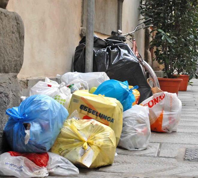 Rifiuti, raffica di multe grazie alle telecamere 