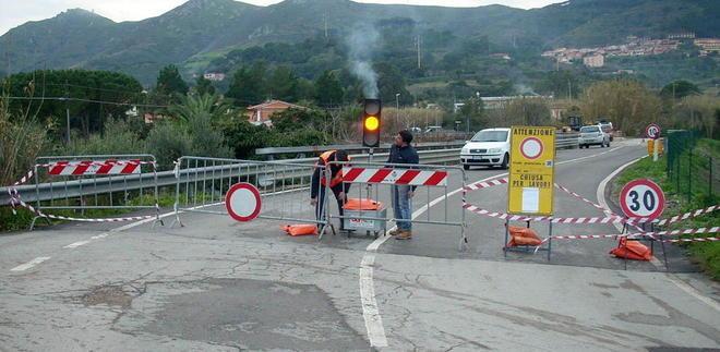 «Subito un incontro sulla voragine alla strada del Piano» 