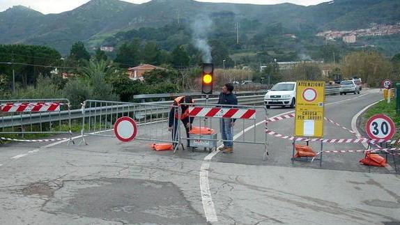 «Subito un incontro sulla voragine alla strada del Piano»
