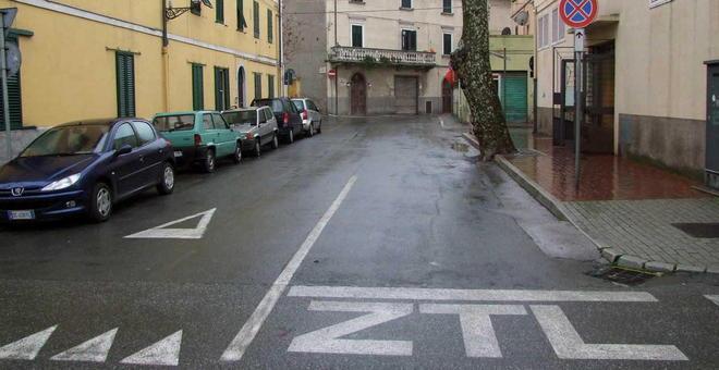 Ztl, ultimi giorni per i permessi 