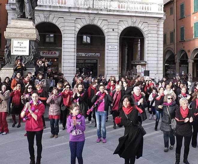 Donne in piazza contro la violenza