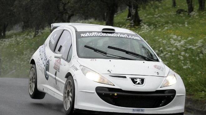 Capannori in festa con il rally del Carnevale