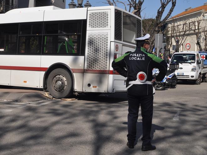 Polizia locale, ieri la prova Assenti i vigili non confermati