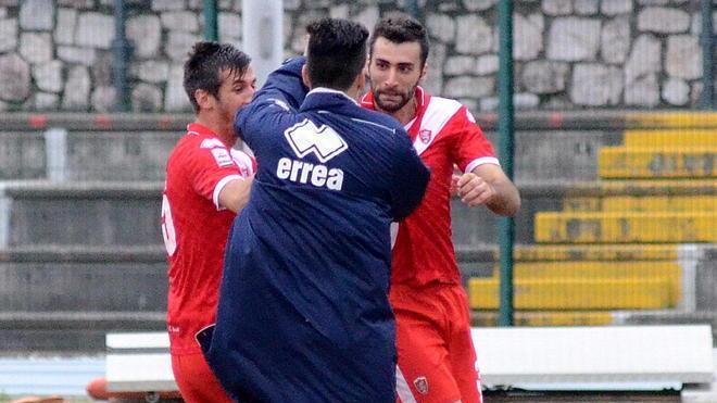Legittimo regala al Grifone tre punti di platino