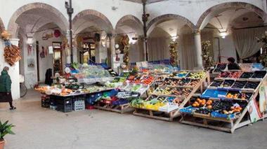 Mercato del Carmine, apertura al piano D’Alessandro