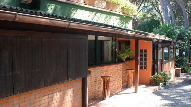 Chiuso a sorpresa il Tennis club