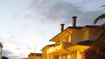 Raffica di furti nelle case a Palazzi, residenti infuriati