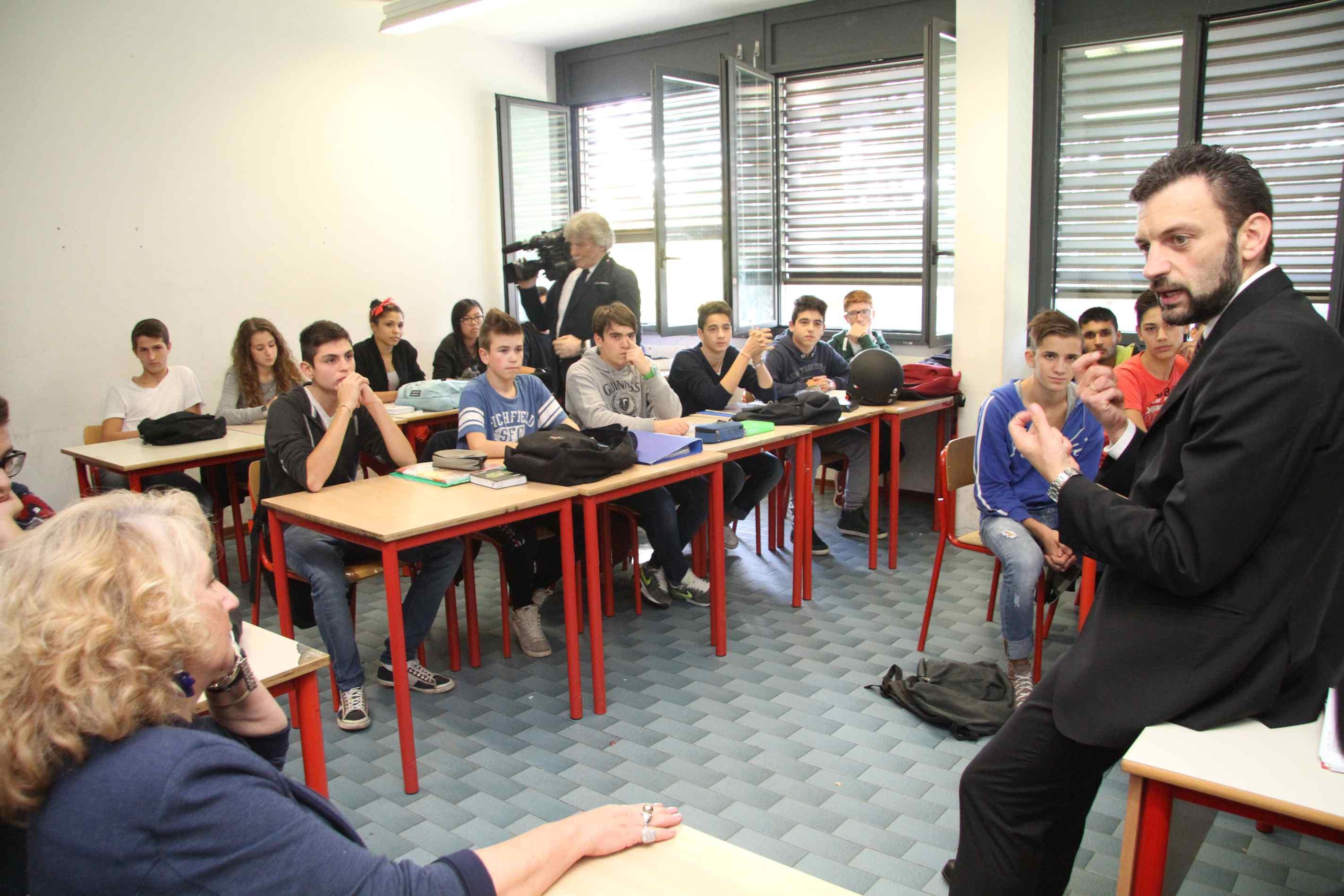 Una società cinese dona fondi all’istituto Dagomari 