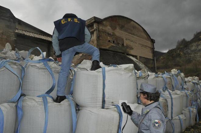 Bloccato traffico illecito di rifiuti 