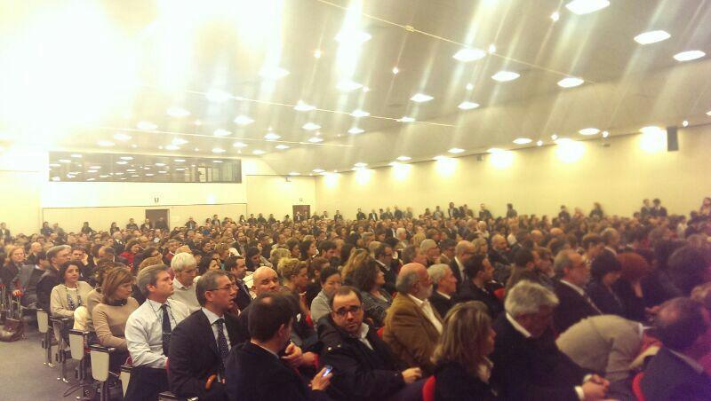 Folla di avvocati alla fiera di Cagliari: lo sciopero continua