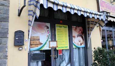 Prostituzione nel centro massaggi 