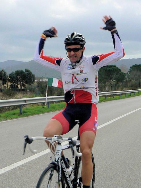 Nocciolini a braccia alzate trionfa nel trofeo Cavallerizza