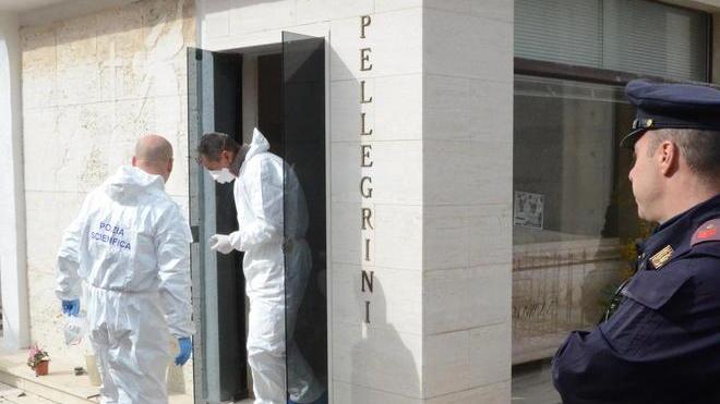 Tomba profanata «Forse hanno agito su commissione»