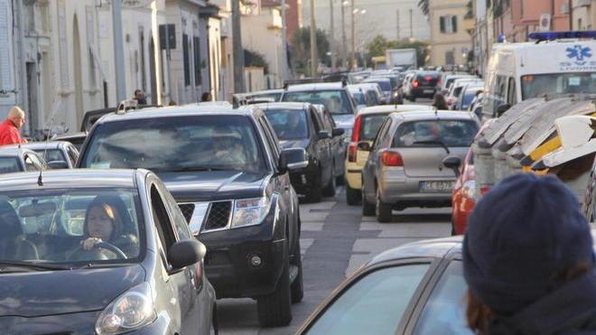 Quei maxi-ingorghi in via Ricci