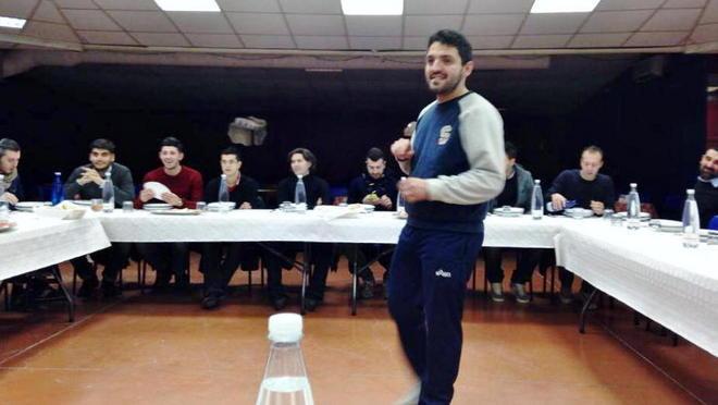 Cinque punti per una cena Hair Buster vince a tavola 