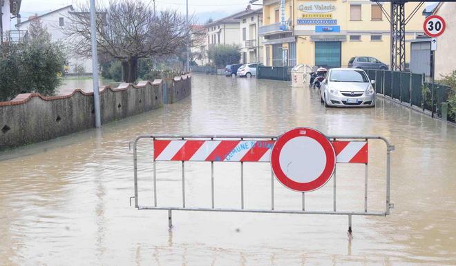 Allagamenti, il consiglio si spacca 