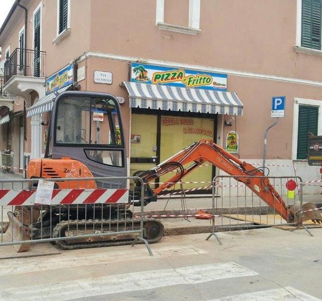 «Quel cantiere ostacola le attività commerciali»