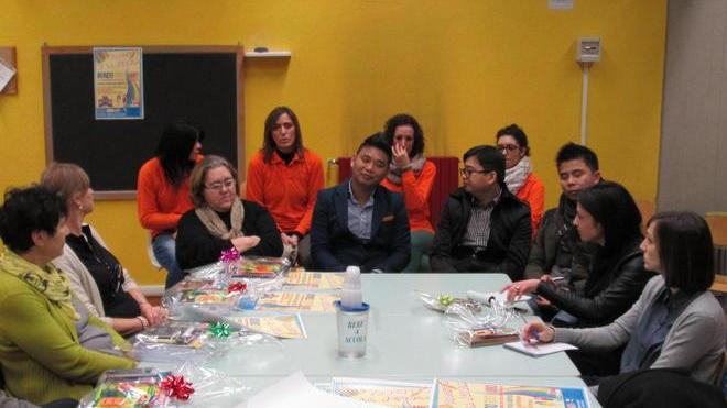 I cinesi donano 30mila euro a sette scuole