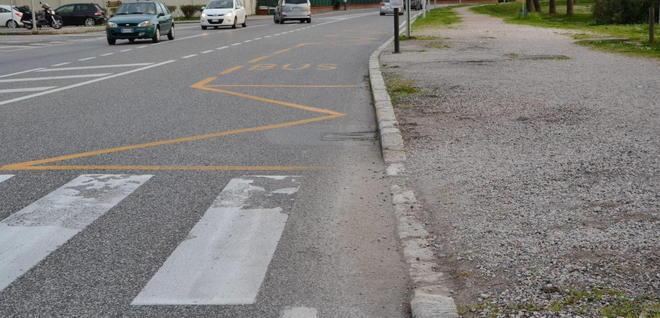Ardenza: tolta la ghiaia dalla strada