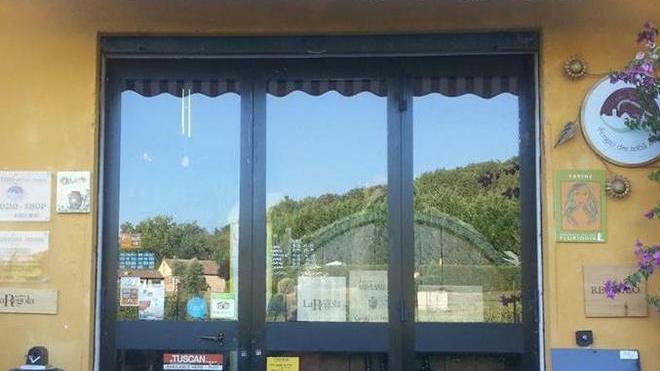Suona l’allarme e i ladri scappano Colpito il Frantoio dei Colli Toscani