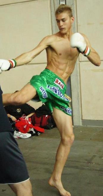 Luca Andreani in Thailandia ai mondiali di Muay Thay
