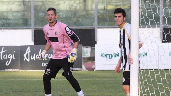 Viareggio travolto in casa dalla Salernitana